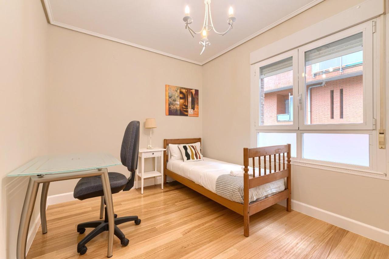 Appartamento Vivienda Turistica Reformada En Zona Residencial Con Garaje Y Wifi Bilbao Esterno foto