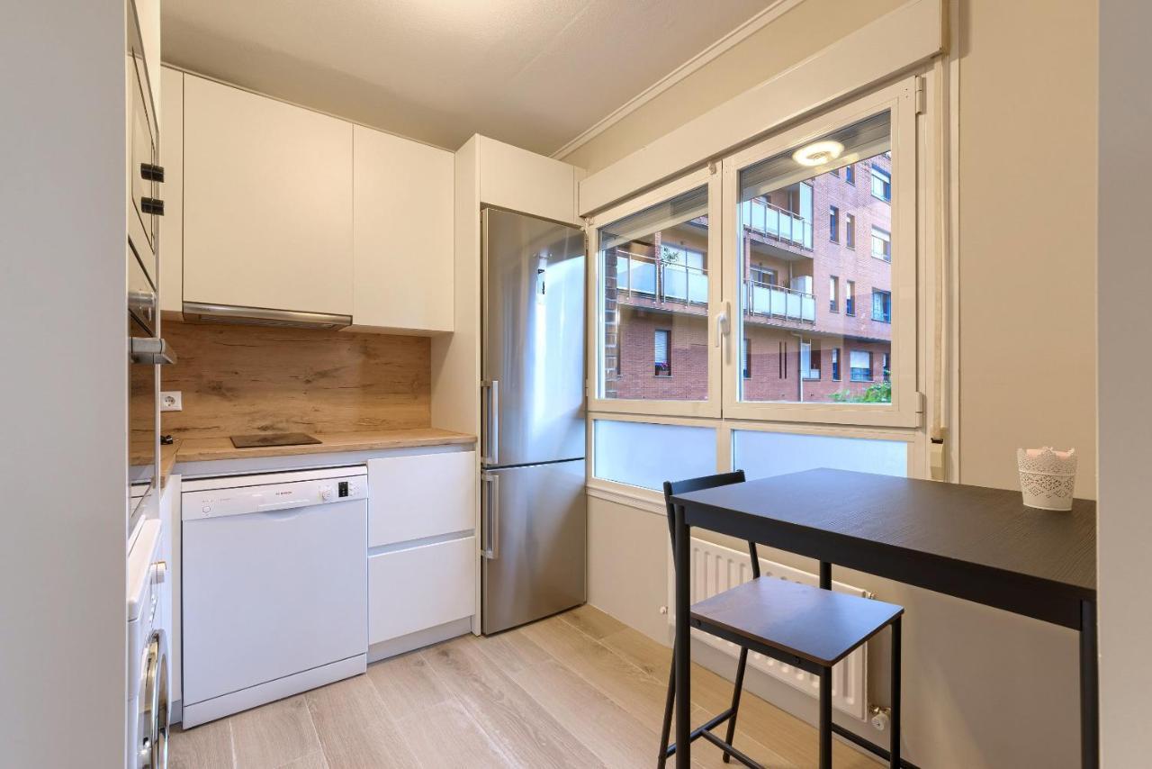 Appartamento Vivienda Turistica Reformada En Zona Residencial Con Garaje Y Wifi Bilbao Esterno foto