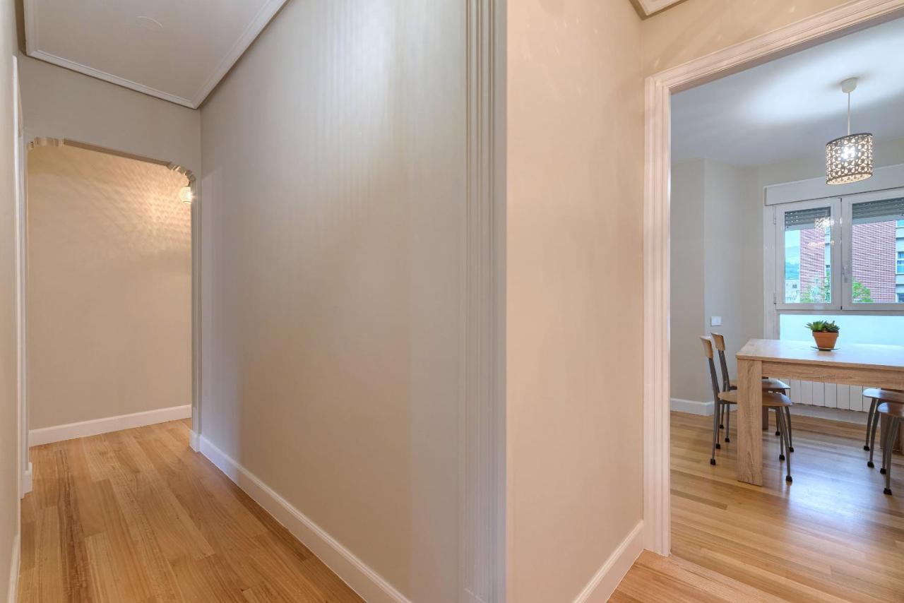 Appartamento Vivienda Turistica Reformada En Zona Residencial Con Garaje Y Wifi Bilbao Esterno foto