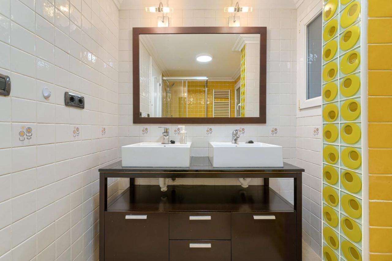 Appartamento Vivienda Turistica Reformada En Zona Residencial Con Garaje Y Wifi Bilbao Esterno foto